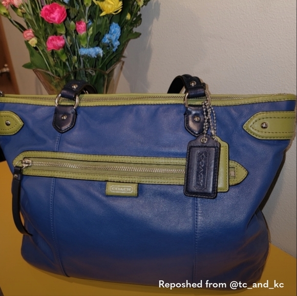 Euc Coach leather tote bag purse - Picture 6 of 6